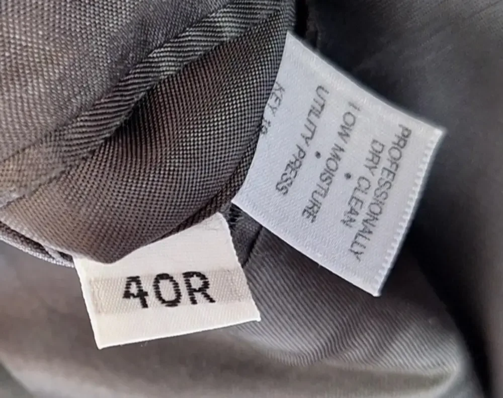 Burberry London Suit Jacket Mens 40R Gray Single Vent 2 Button Made USA Formal